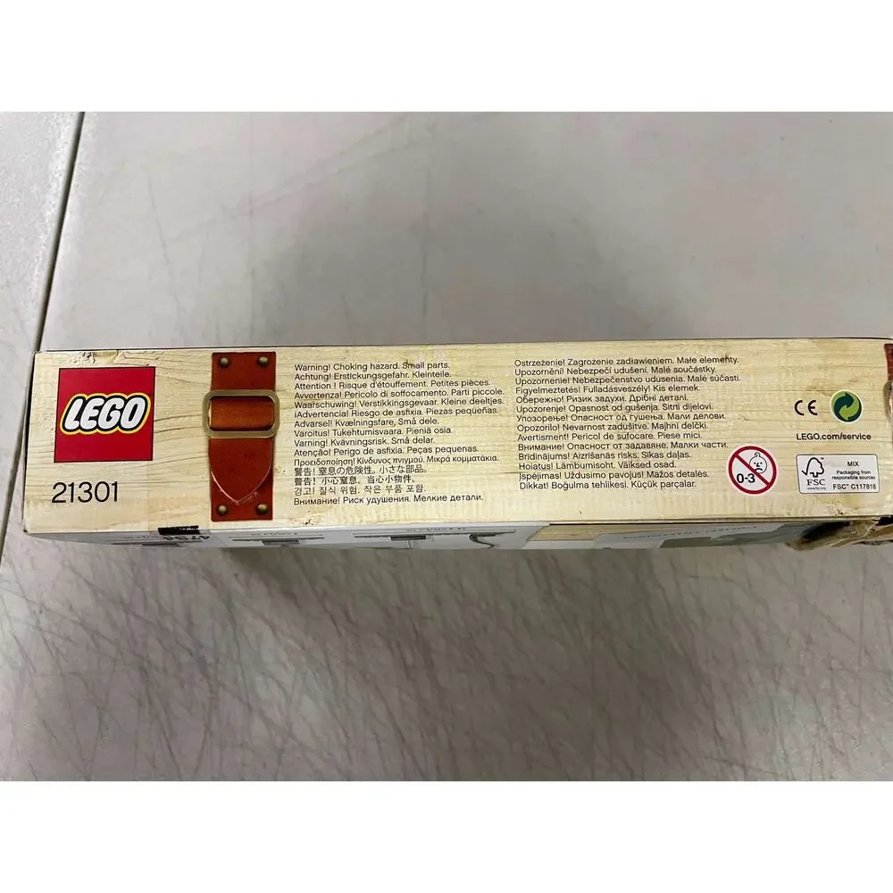 LEGO Ideas 21301 Birds Building Set 580 Pieces New Box Damaged